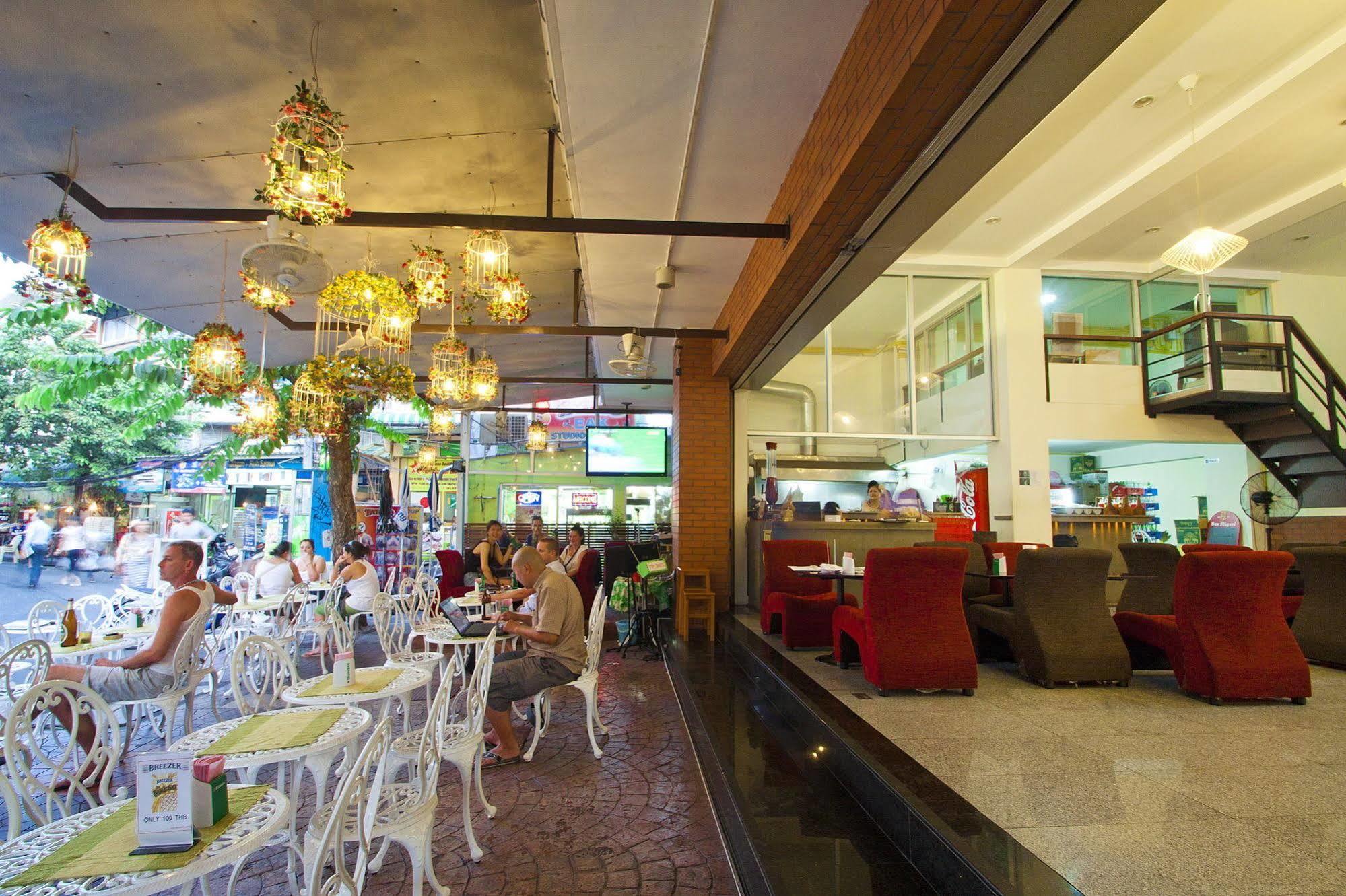 Sakul House Pansiyon Bangkok Dış mekan fotoğraf